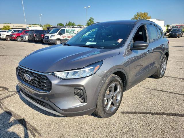Certified 2025 Ford Escape ST-Line FWD image 3