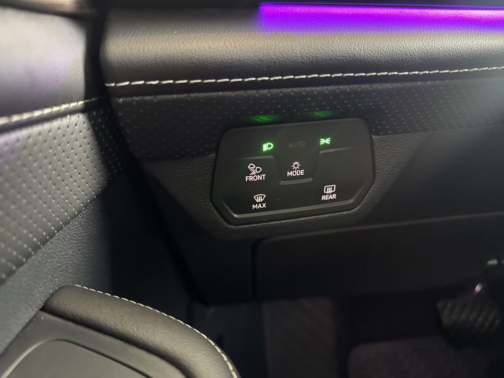 Used 2024 Volkswagen Atlas SEL image 27