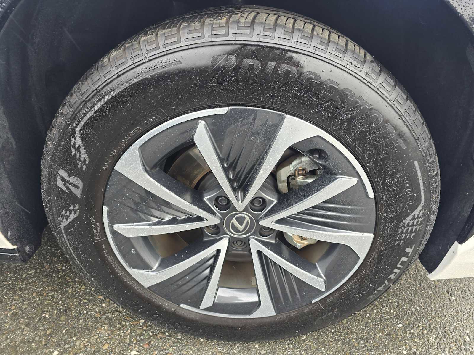 Certified 2025 Lexus RZ 300e image 9