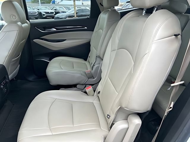 Used 2019 Buick Enclave Essence FWD image 18