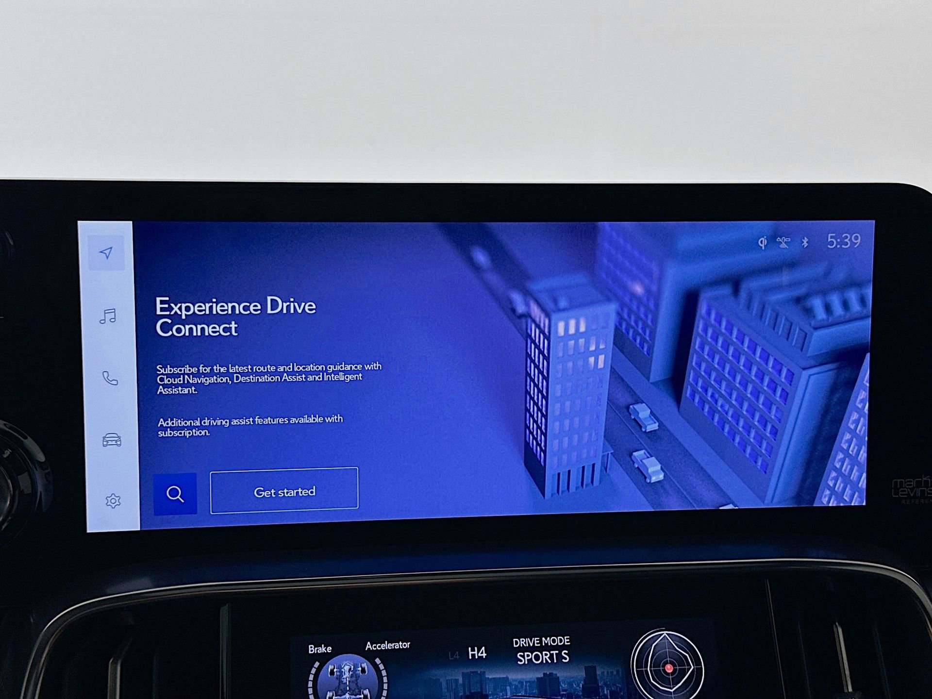 Used 2025 Lexus LX 700h Luxury image 14