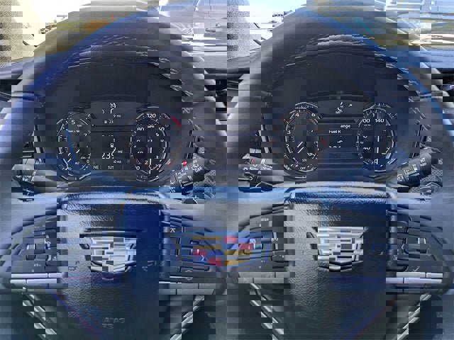 New 2025 Cadillac XT6 Luxury image 30