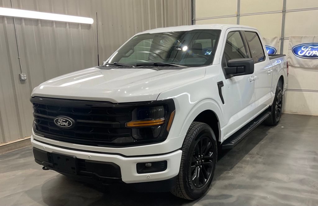 Used 2025 Ford F150 XLT w/ Equipment Group 302A MID AWD/4WD image 4