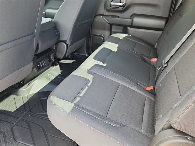 New 2026 Chevrolet Silverado 1500 Custom w/ LPO, Dark Essentials Package image 9