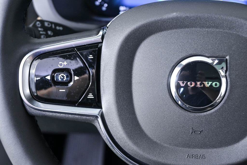 New 2026 Volvo XC60 B5 Plus w/ Protection Package Premier AWD/4WD image 9