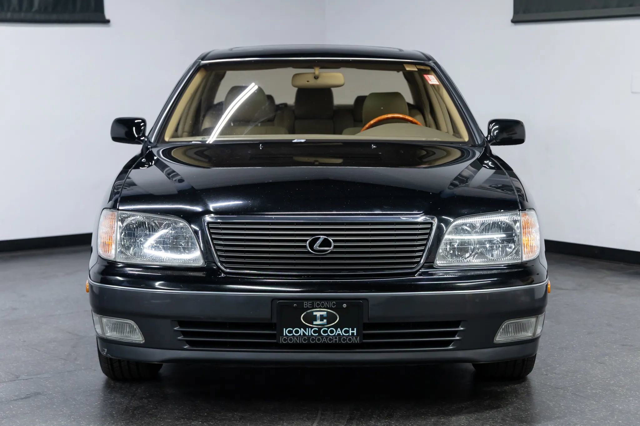 Used 1999 Lexus LS 400 image 2