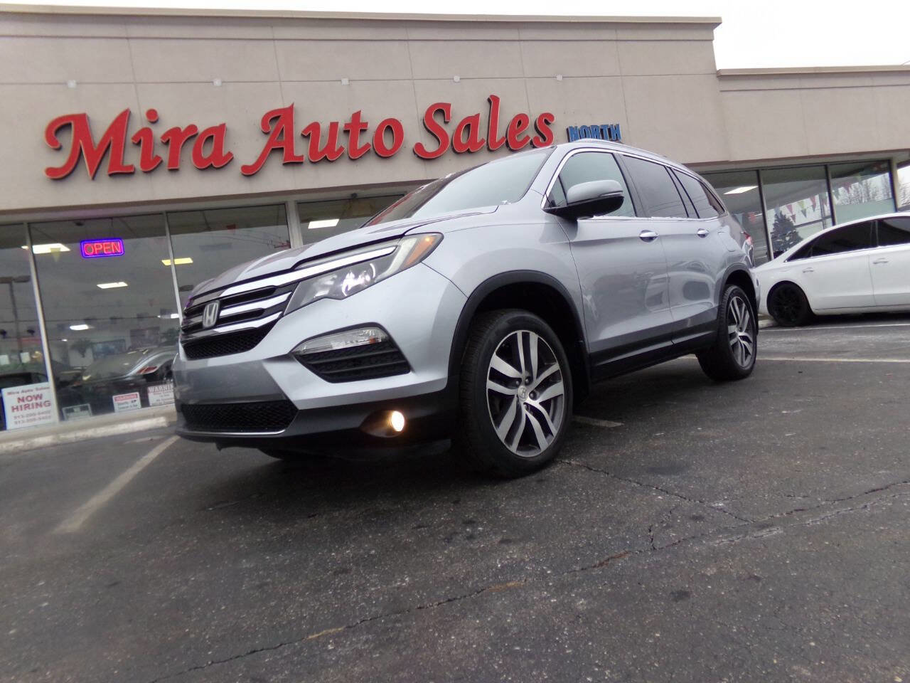 Used 2016 Honda Pilot Elite image 48