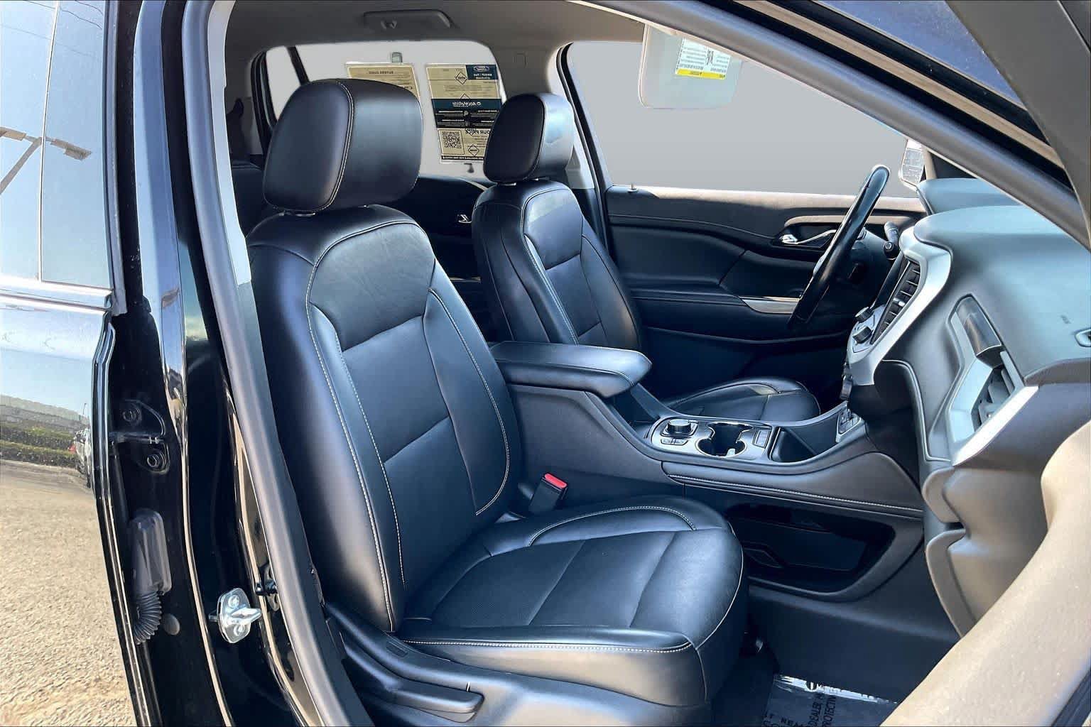 Used 2021 GMC Acadia SLT w/ Elevation Edition FWD image 9