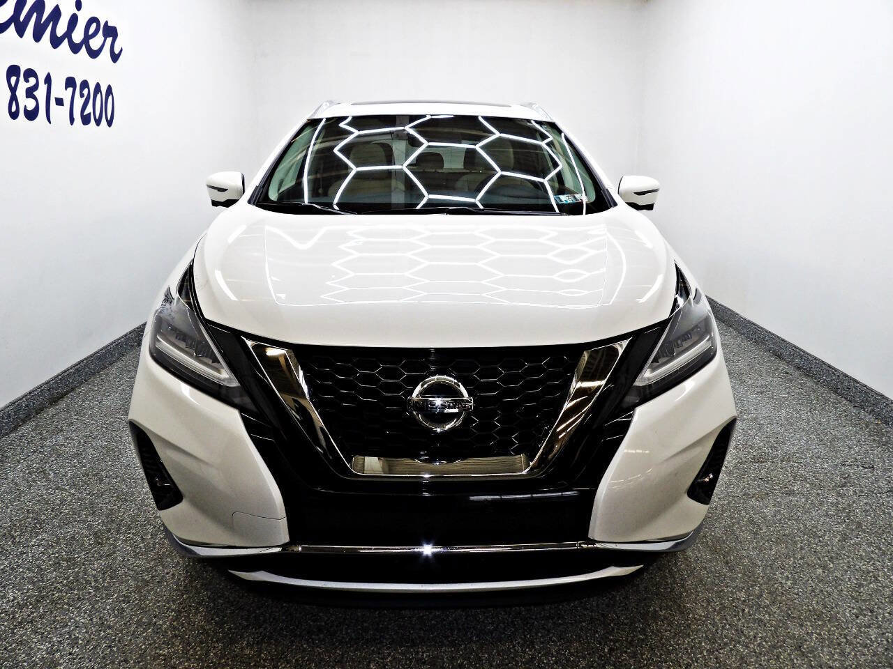 Used 2019 Nissan Murano Platinum w/ Cargo Package image 2