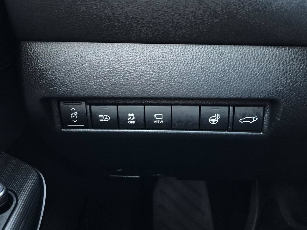 Used 2024 Toyota Venza Limited AWD/4WD image 19