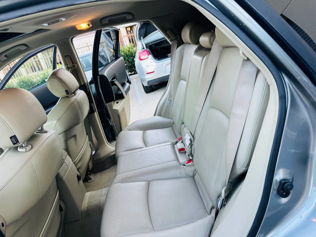 Used 2004 INFINITI FX35 Base Rwd 4dr SUV w/ Technology Pkg image 19