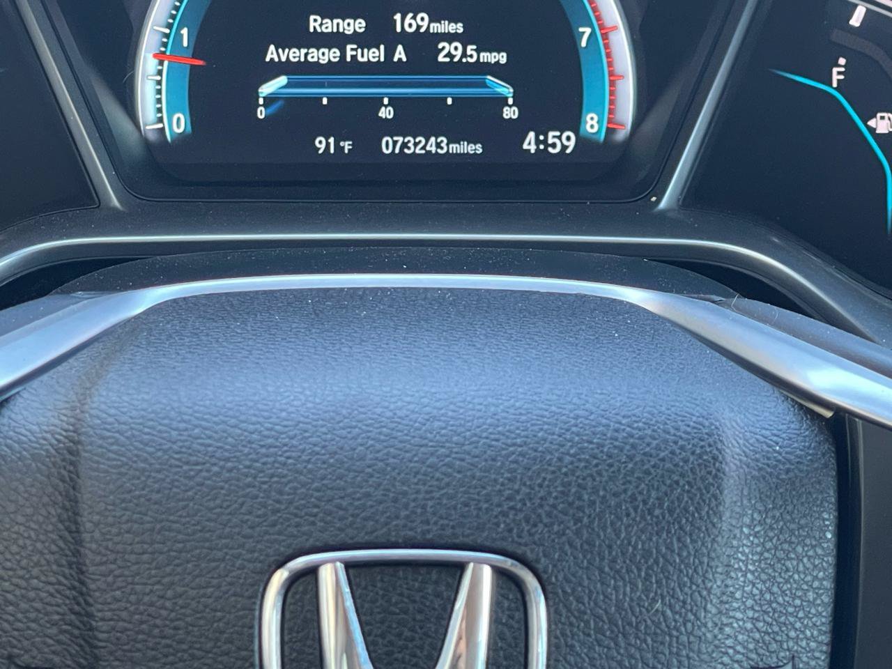 Used 2018 Honda Civic Touring image 9