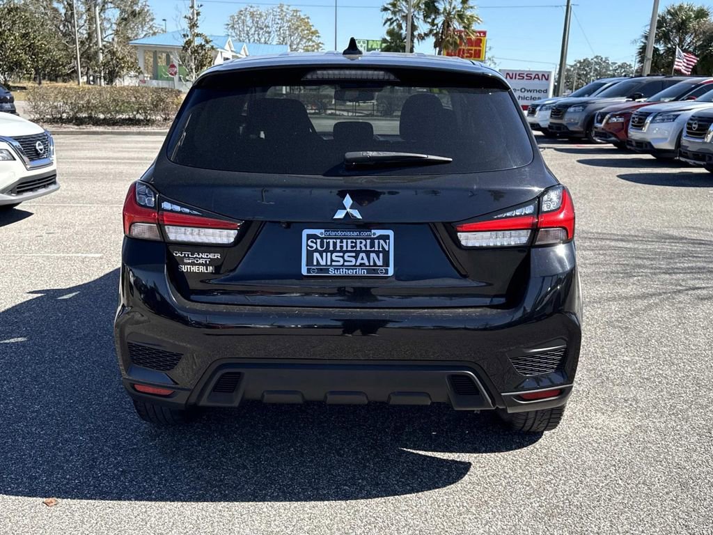 Used 2021 Mitsubishi Outlander Sport 2.0 ES image 5