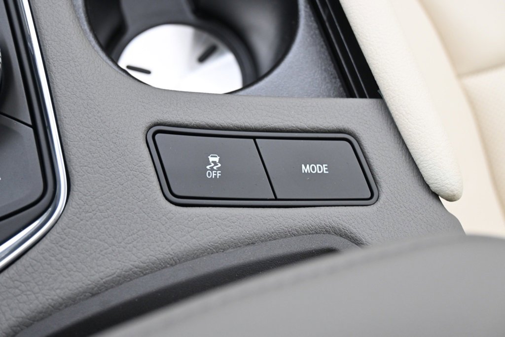 New 2025 Cadillac XT5 Premium Luxury w/ LPO, Floor Liner Package image 31