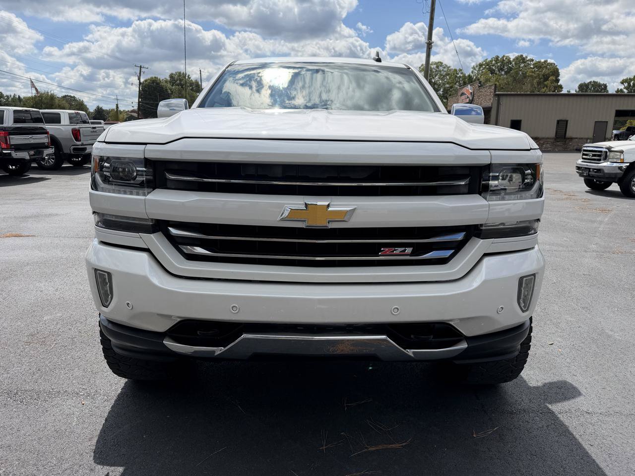 Used 2016 Chevrolet Silverado 1500 LTZ Z71 w/ LTZ Plus Package AWD/4WD image 7