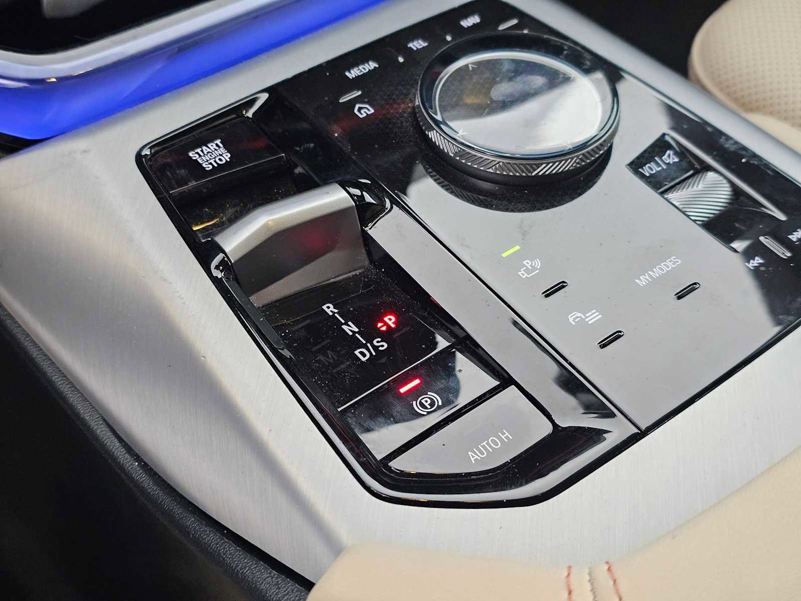 Used 2025 BMW X3 M50 w/ Premium Package image 30