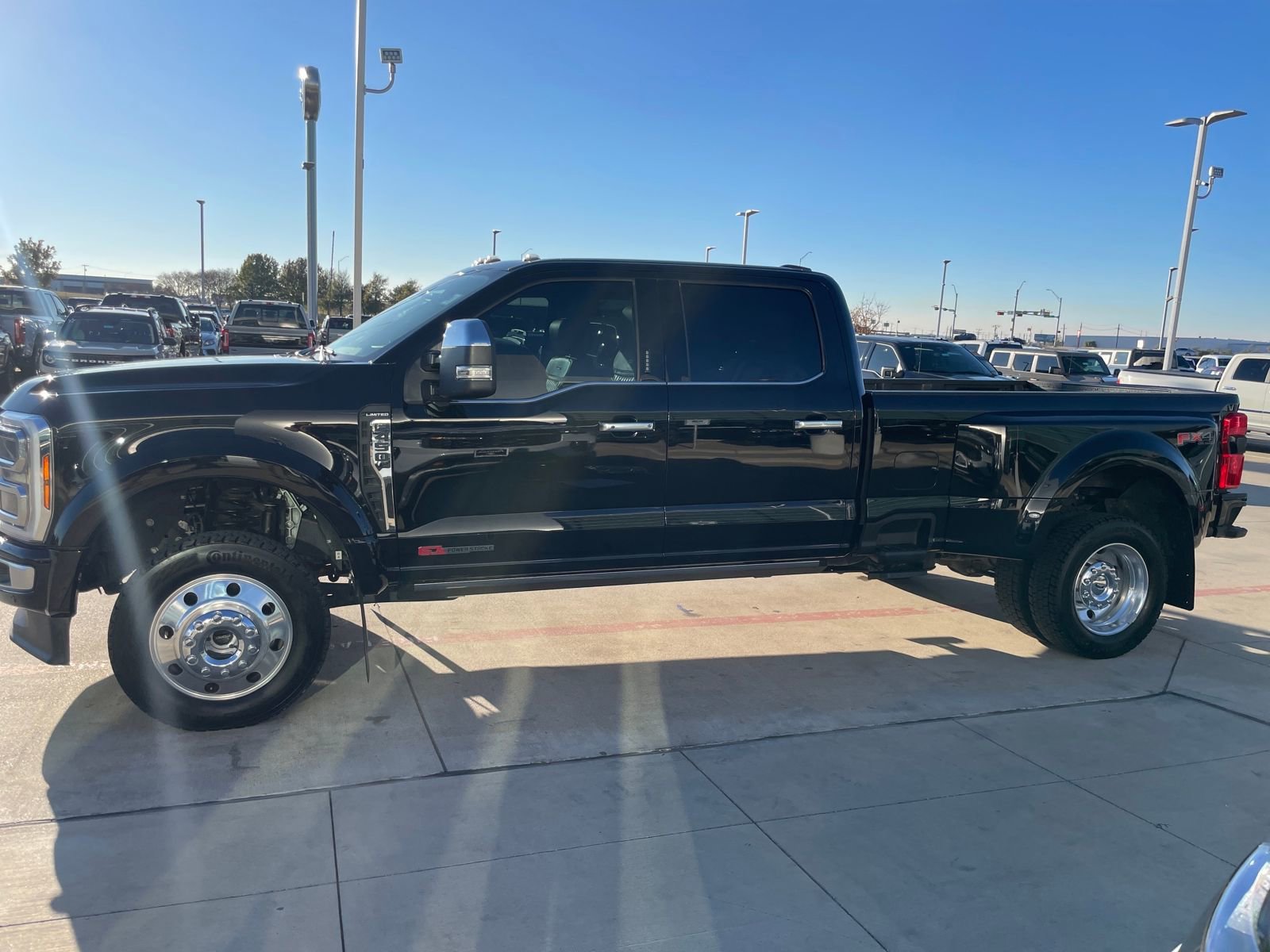 Used 2024 Ford F450 Limited w/ FX4 Off-Road Package image 2