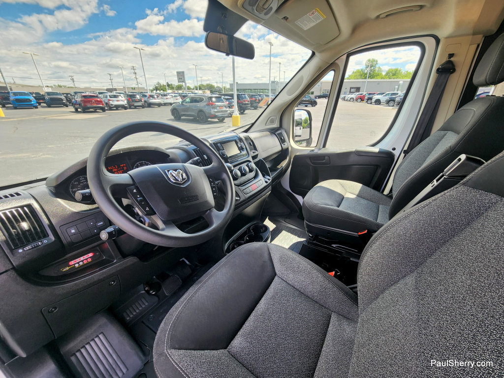 Used 2021 RAM ProMaster 2500 w/ Premium Appearance Group FWD image 42