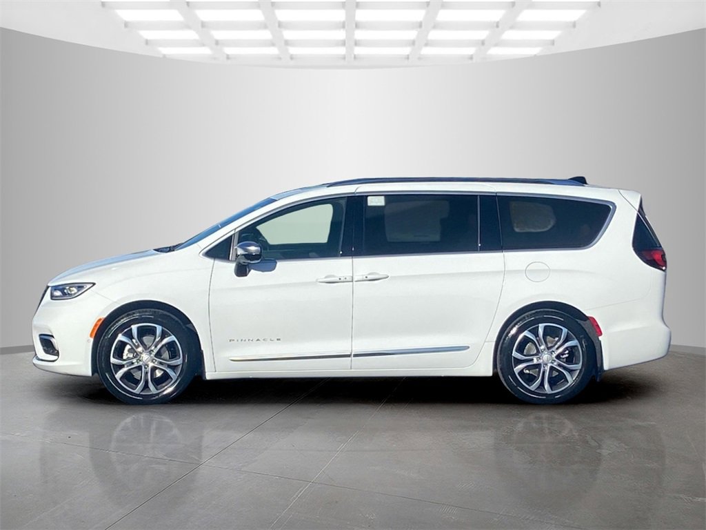 New 2026 Chrysler Pacifica Pinnacle image 2