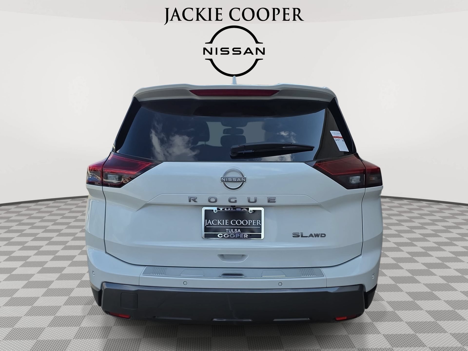 Used 2025 Nissan Rogue SL w/ SL Premium Package AWD/4WD image 6