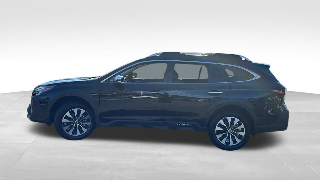 Used 2025 Subaru Outback Touring w/ Popular Package #2 image 4