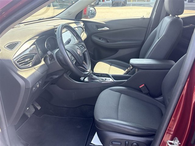 Used 2023 Buick Encore GX Select w/ Sport Touring Package image 18