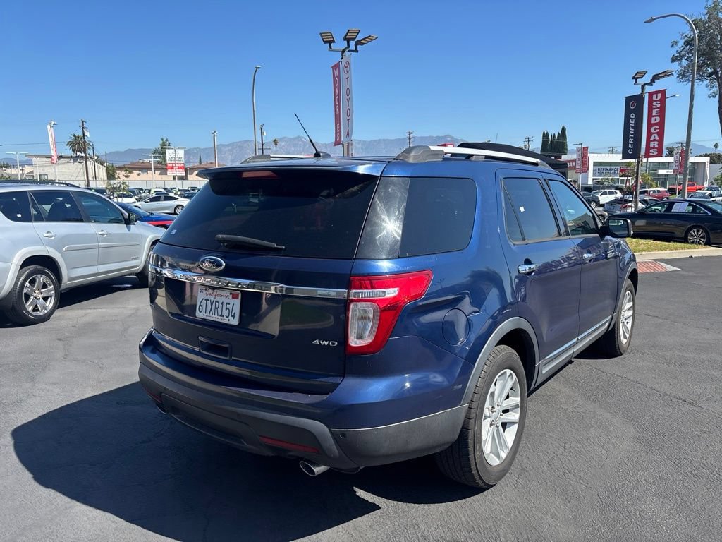 Used 2012 Ford Explorer XLT AWD/4WD image 4