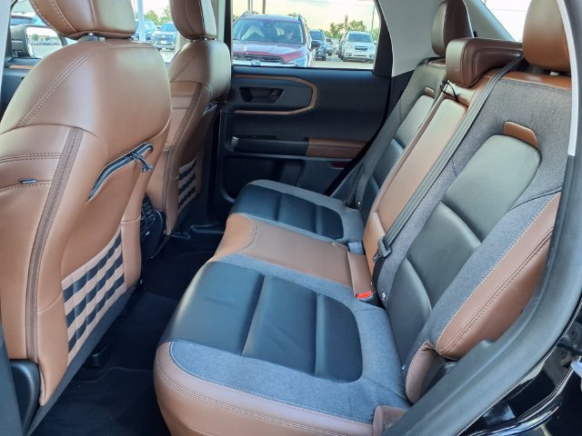 Used 2023 Ford Bronco Sport Outer Banks w/ Tech Package AWD/4WD image 7