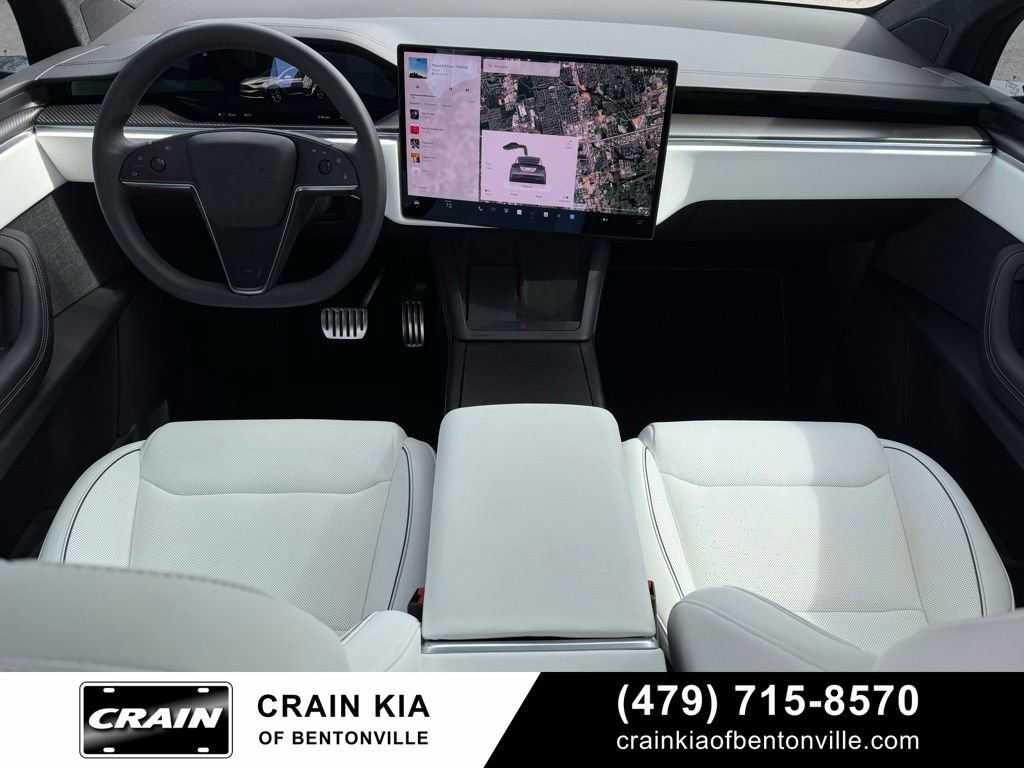 Used 2024 Tesla Model X Plaid image 33