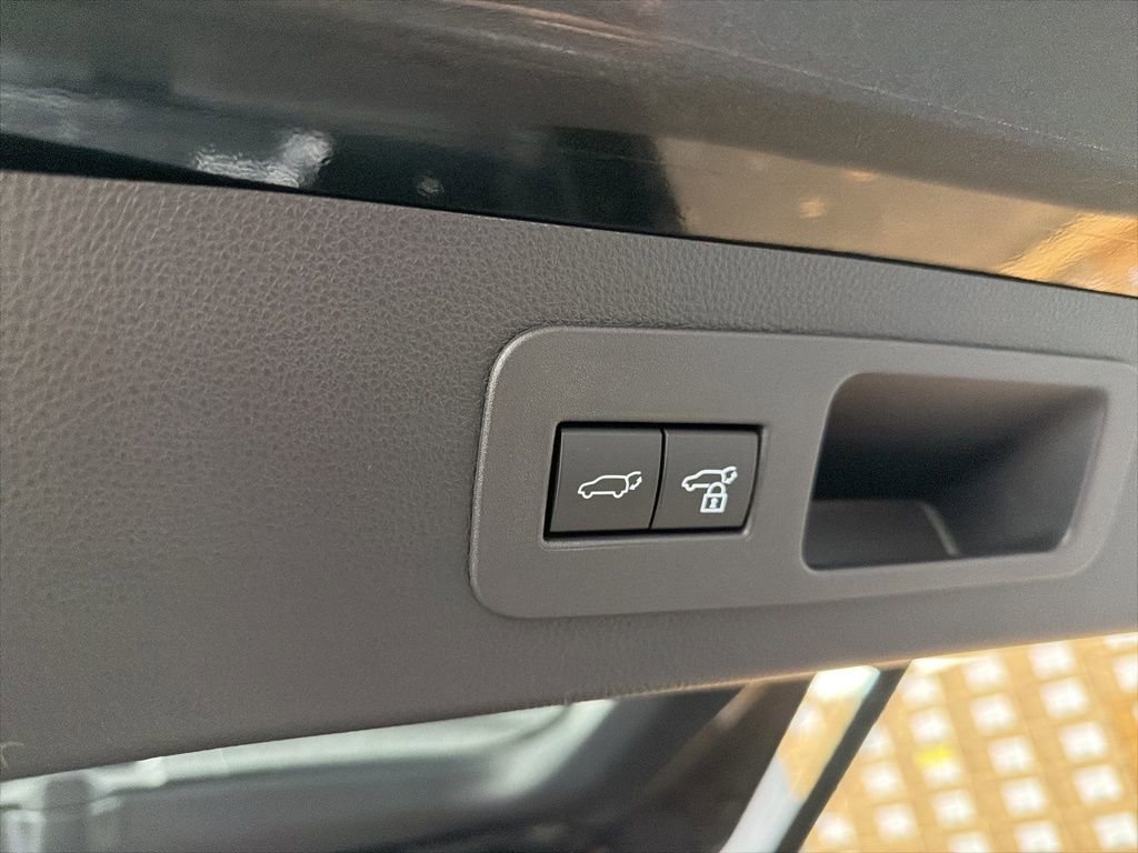 New 2026 Lexus LX 700h Luxury image 28