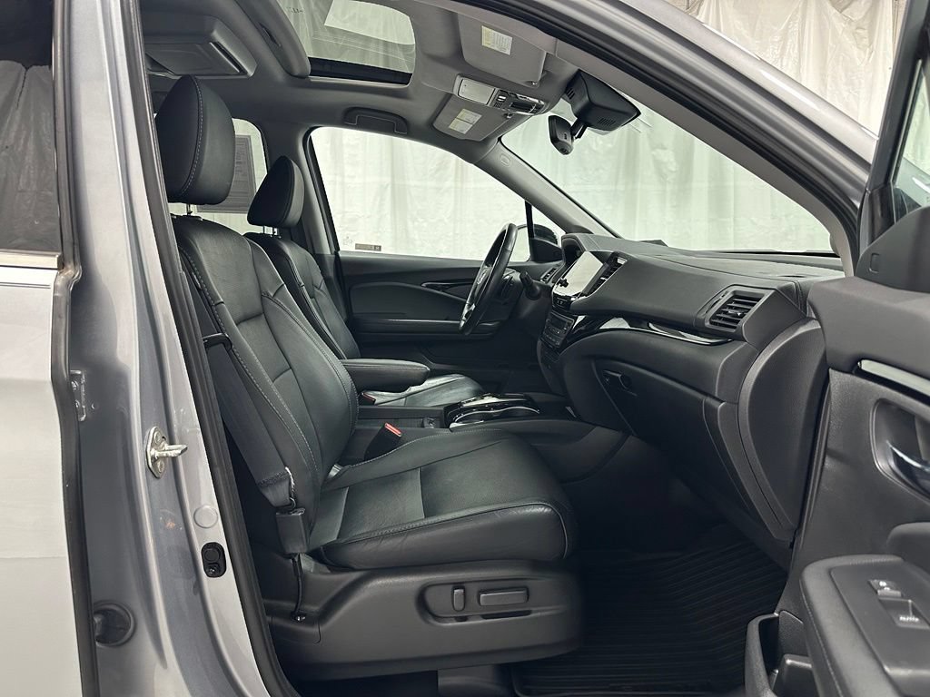 Used 2019 Honda Pilot Elite image 64