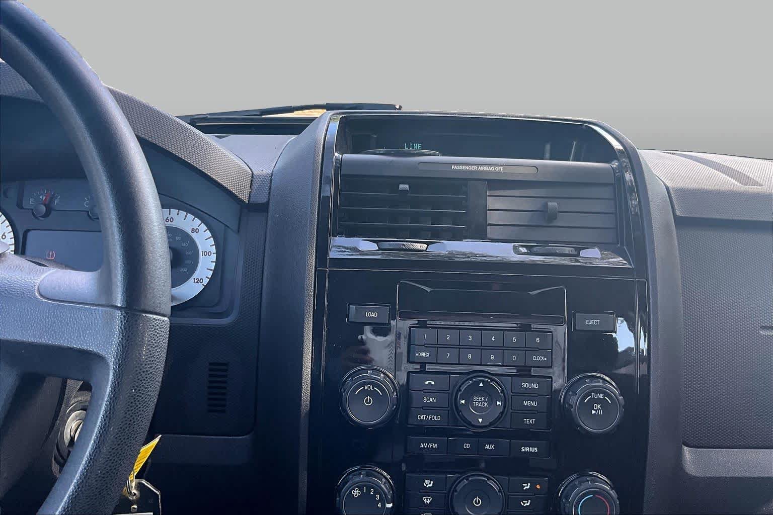 Used 2010 MAZDA Tribute i Sport FWD image 6