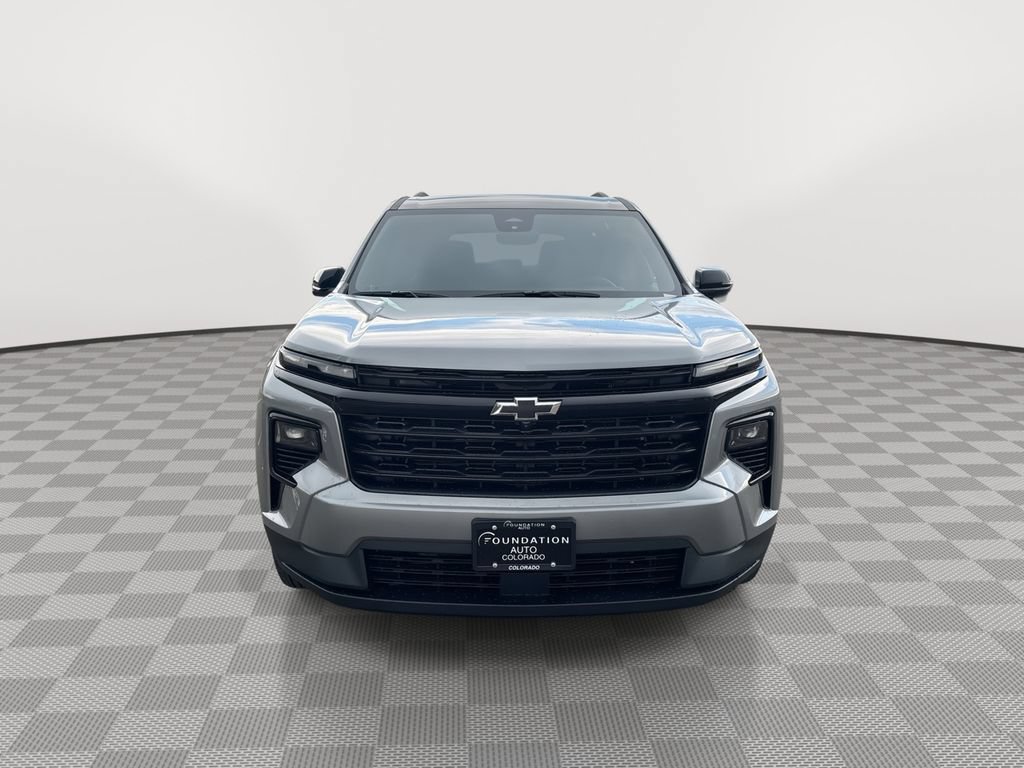 New 2026 Chevrolet Traverse LT w/ Midnight/Sport Edition AWD/4WD image 3