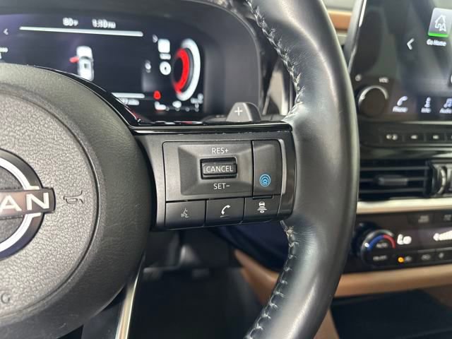 Used 2023 Nissan Pathfinder Platinum w/ Cargo Package image 16