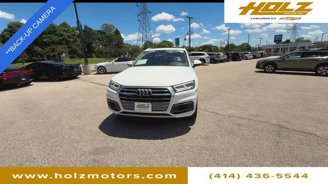 Used 2018 Audi Q5 2.0T Premium Plus w/ Premium Plus Package AWD/4WD image 3