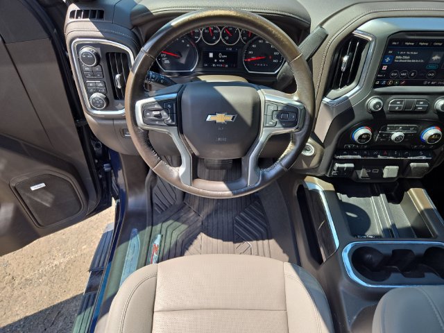 Used 2022 Chevrolet Silverado 1500 LTZ w/ LTZ Premium Package AWD/4WD image 3