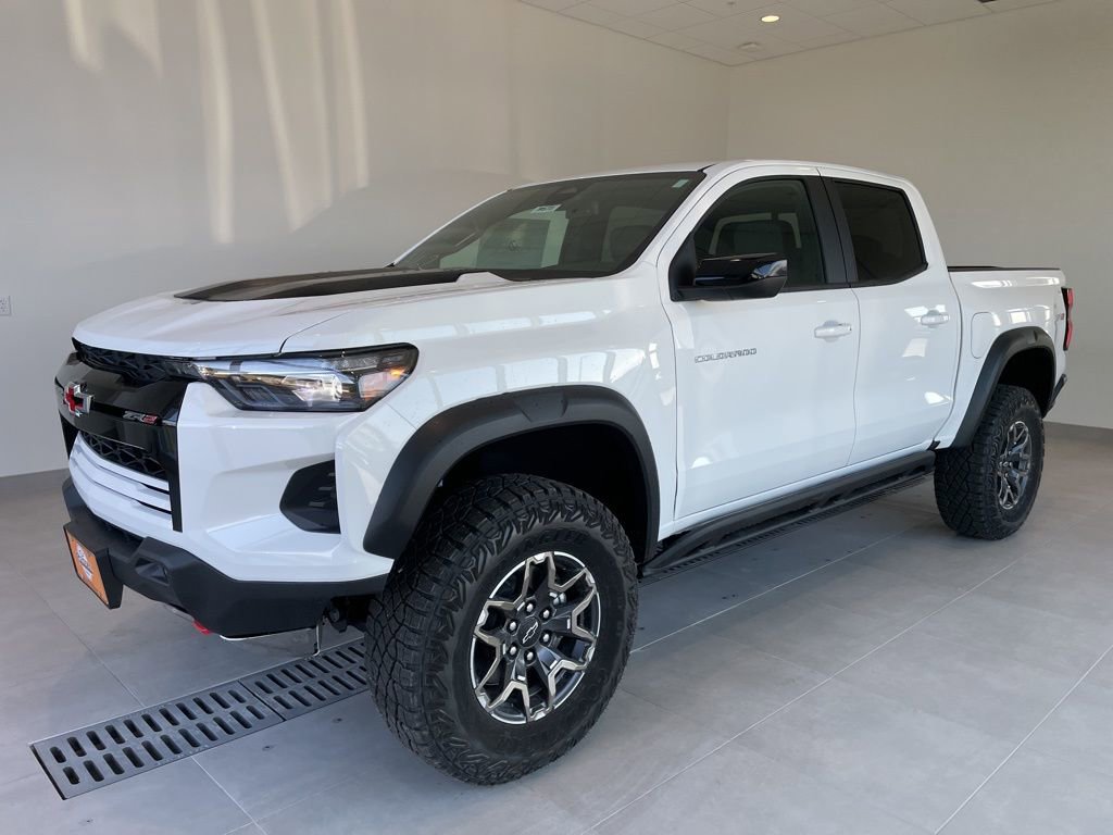 New 2026 Chevrolet Colorado ZR2