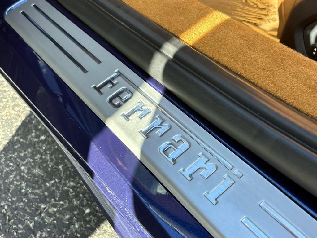 Used 2017 Ferrari 488 Spider image 37