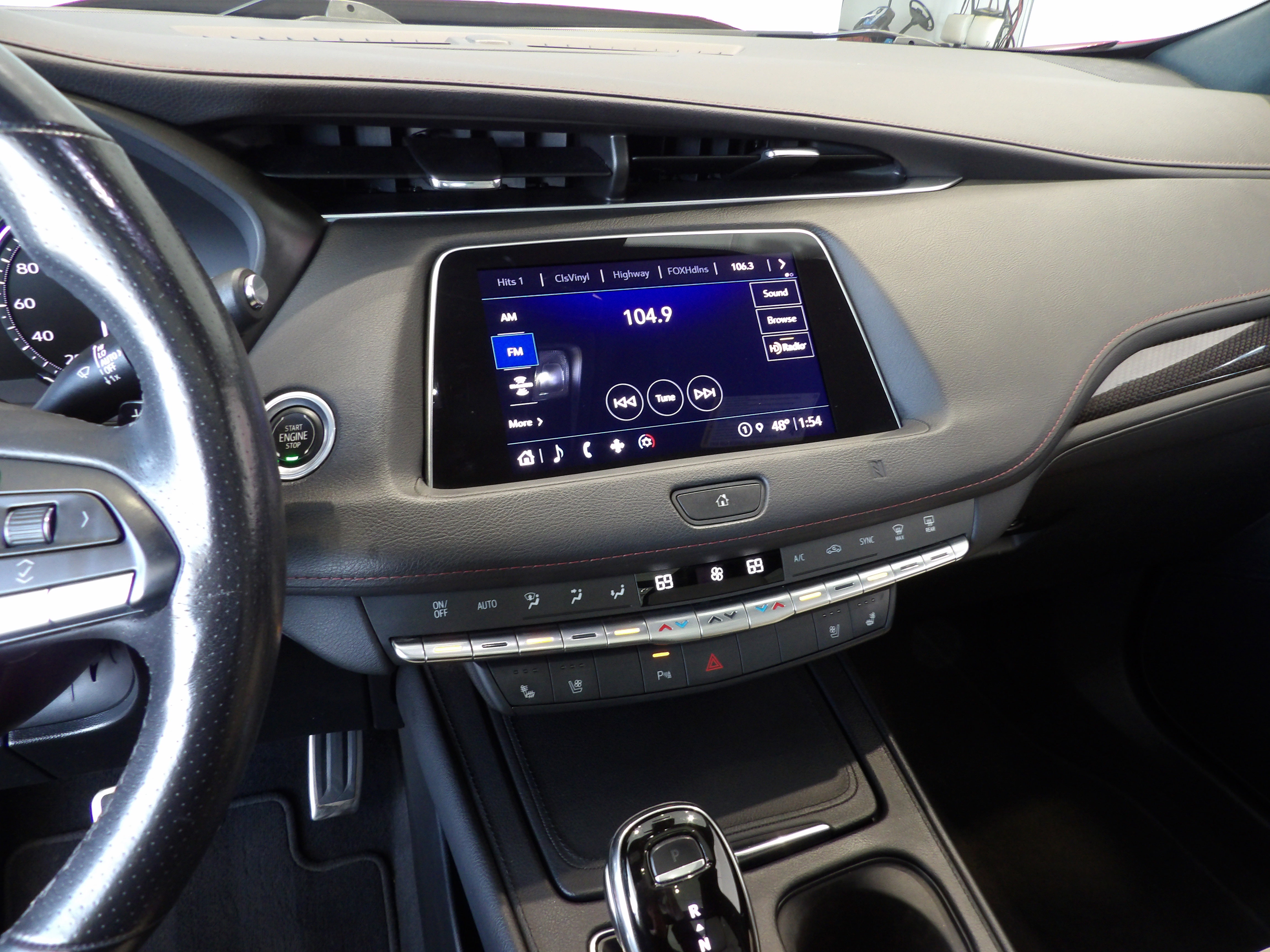 Used 2021 Cadillac XT4 Sport AWD/4WD image 12