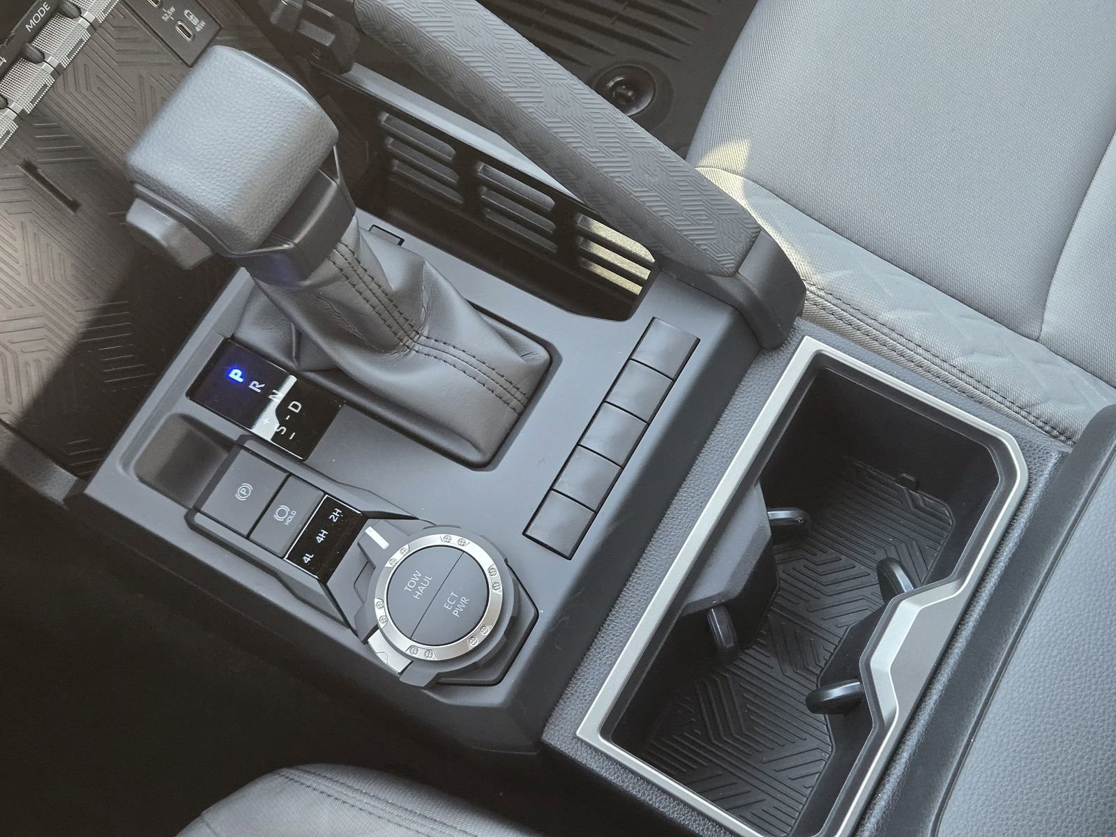 New 2026 Toyota Tacoma SR5 image 18