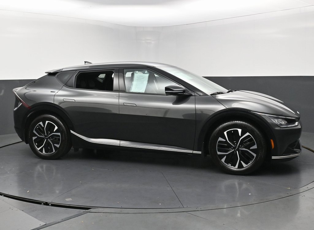 Used 2023 Kia EV6 Wind image 6