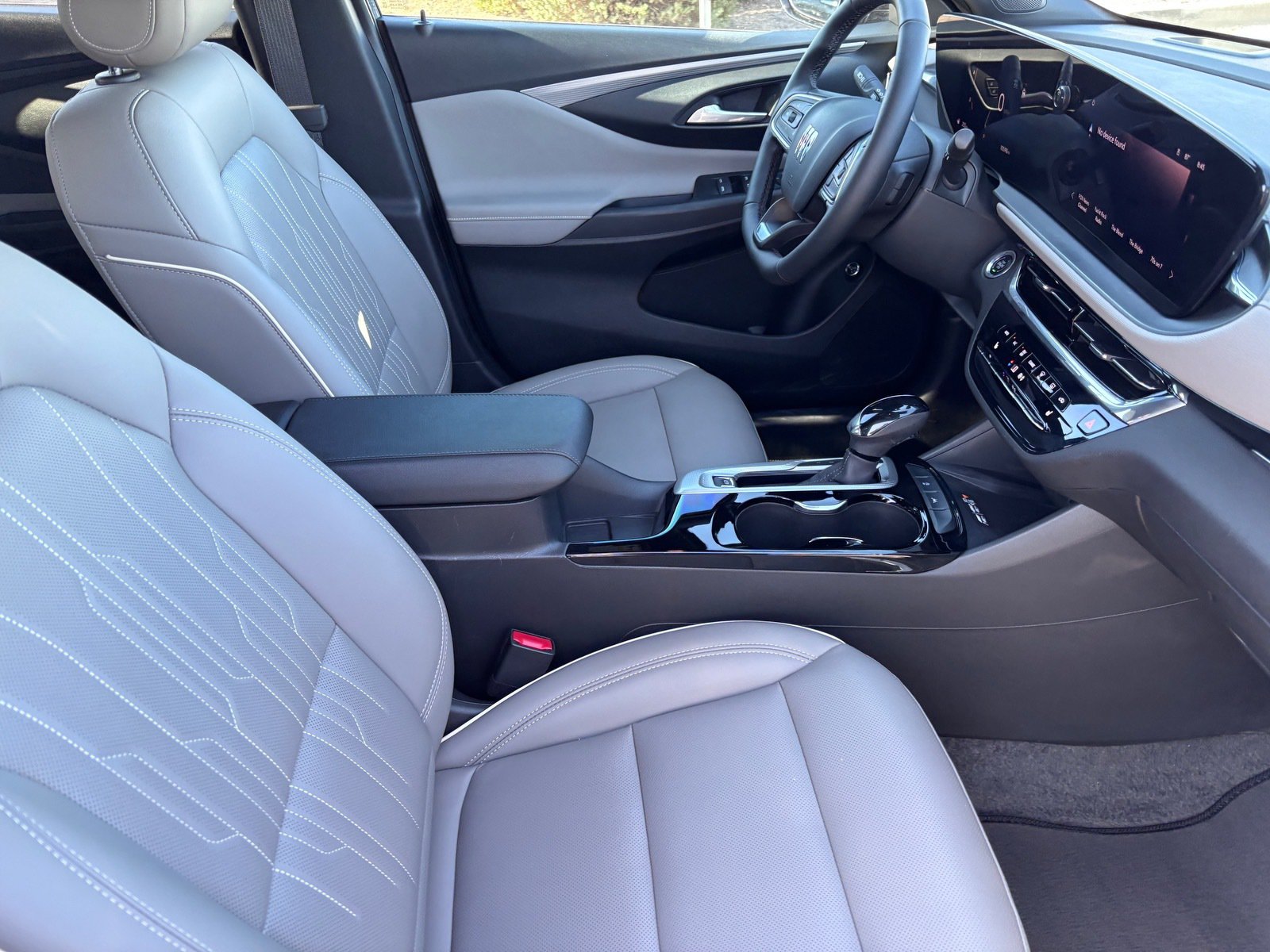 Certified 2026 Buick Envista Avenir FWD image 11
