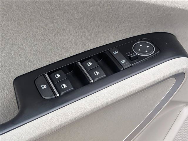 Used 2023 Kia Soul LX FWD image 11