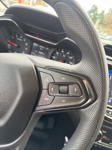 Used 2021 Chevrolet TrailBlazer LT w/ Convenience Package image 26