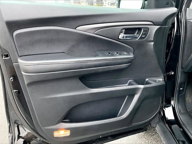 Used 2023 Honda Ridgeline RTL-E image 9