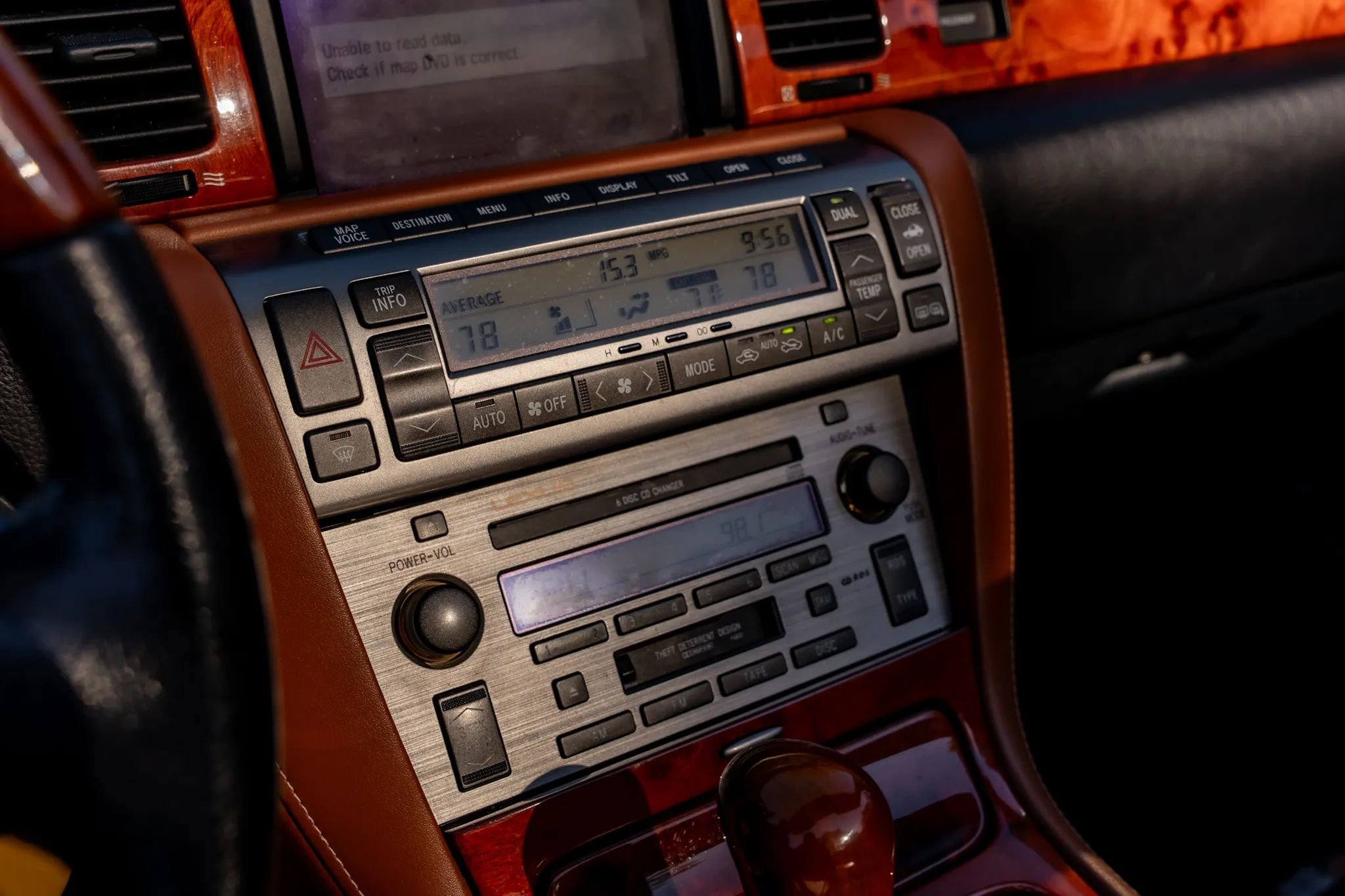 Used 2003 Lexus SC 430 Convertible image 16