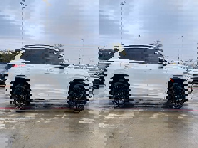 New 2026 Volkswagen Tiguan SE R-Line image 7