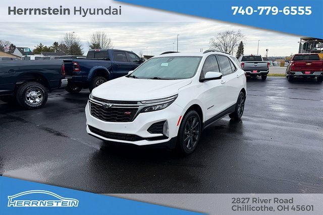 Used 2022 Chevrolet Equinox RS image 3