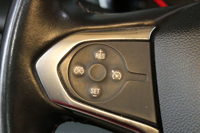 Used 2019 Chevrolet Traverse LT image 23