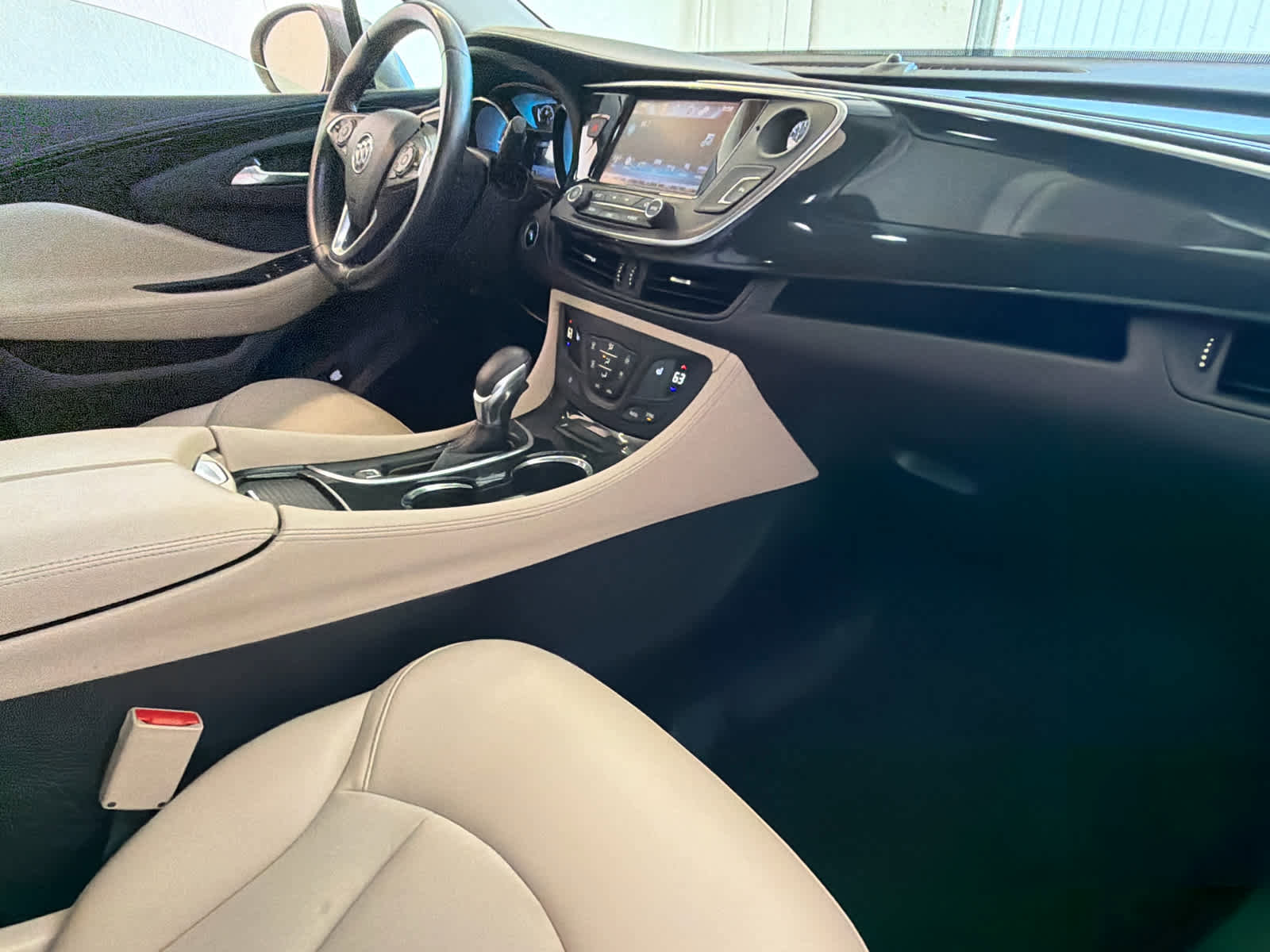 Used 2018 Buick Envision Preferred image 23